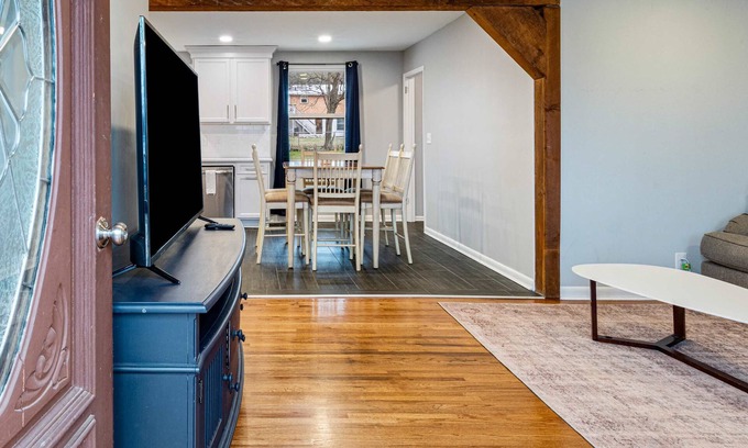 Franklin House | Cozy Hideaway min from The Factory @ Franklin