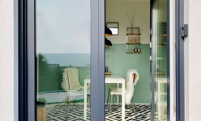 Oberwinter Apartment | Cozy holiday apartment on the Rheinhöhe near Bonn for families