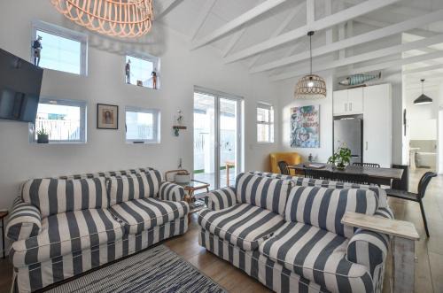 Yzerfontein House | Cozy Holiday Cottage - XX Cottage Yzerfontein