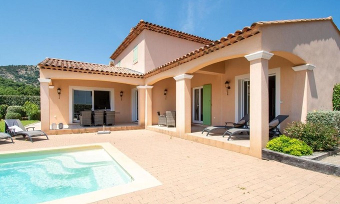 Plan-de-la-Tour House | Cozy Holiday Home in Le Plan de la Tour with Pool