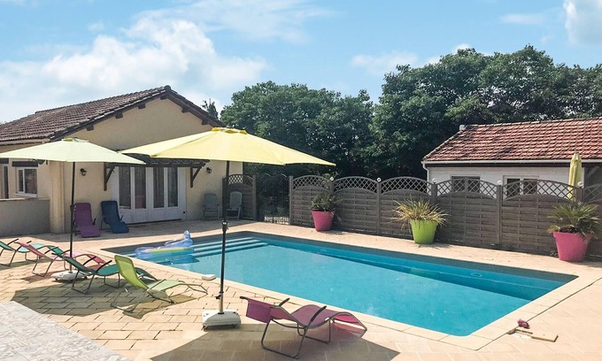 Savignac-sur-Leyze House | Cozy home in Savignac-sur-Leyze