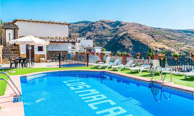 Mecina Bombaron House | Cozy Home In Mecina Bombarón