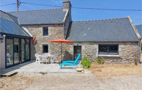 Lanveoc House | Cozy Home In Plouguerneau With Wifi