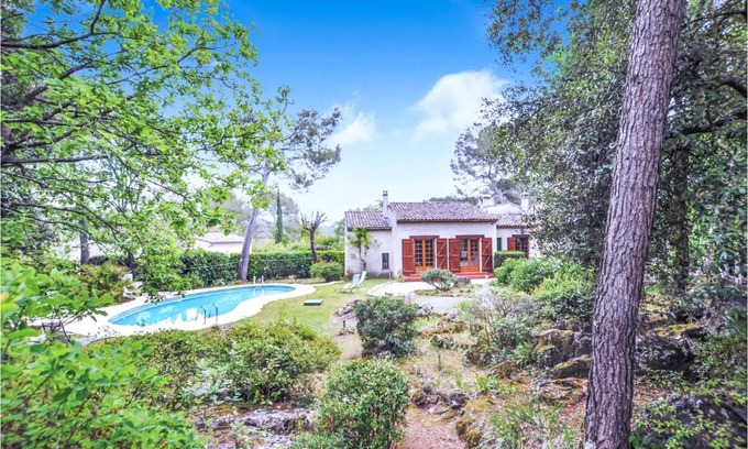 Roquefort-les-Pins House | Cozy Home In Roquefort-Les-Pins