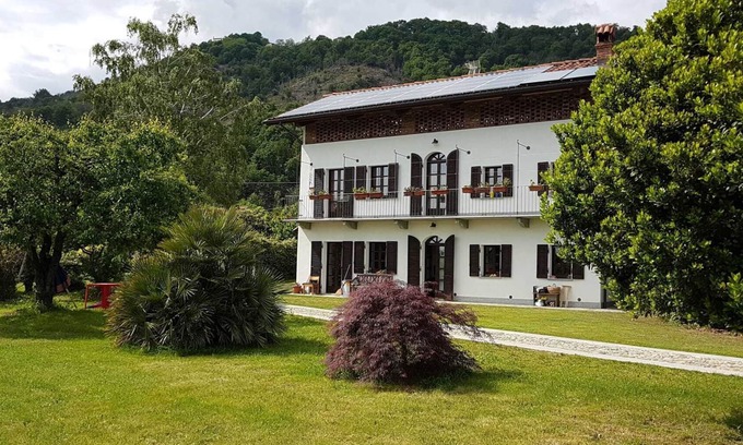 Pertusio House | Cozy house on the hill with beautiful view suitable for groups of people