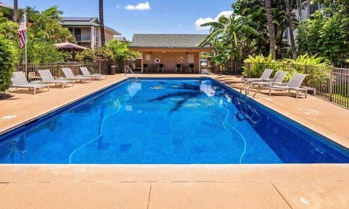 Kihei Condo | Cozy Kihei Getaway | Steps to Beach & Ocean Views