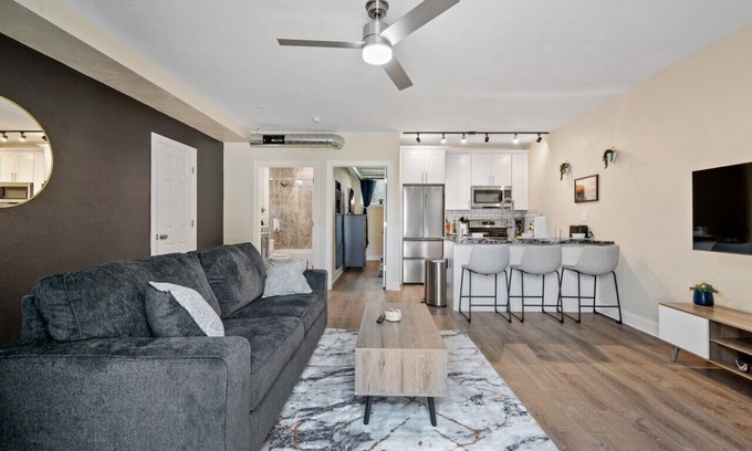 East Liberty Apartment | Cozy King Bed Suite ~ Free Parking & Ground Floor!