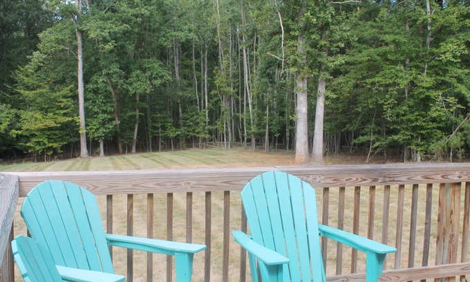 Mineral House | Cozy Lake Anna Gateway - Family & Pet Friendly 4 bed/3bath with Lake Access.