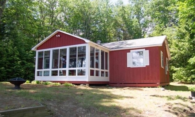 Meredith Cottage | Cozy Lake Winnisquam retreat for 6 with dock and swimming