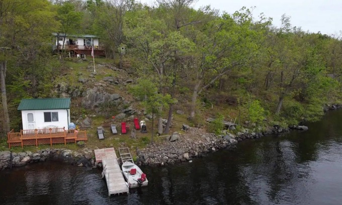 Marmora Cottage | Cozy lakefront cottage, 2 hours from Toronto!