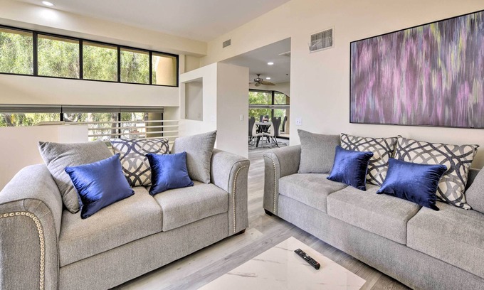 Vista Las Palmas Condo | Cozy large Downtown Palm Springs