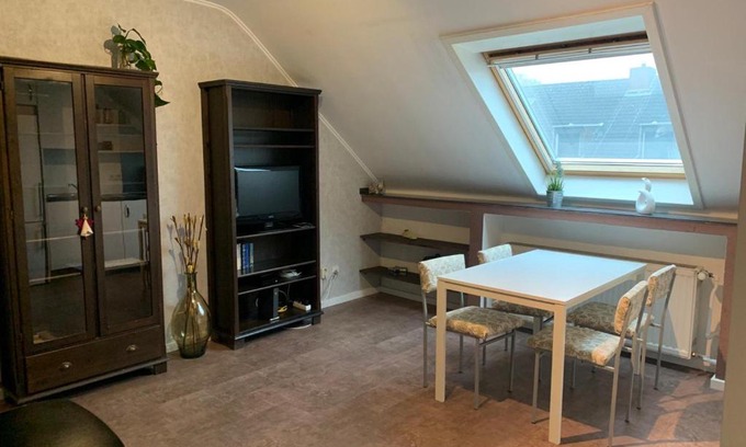 Buderich Apartment | Cozy little Attic in Meerbusch