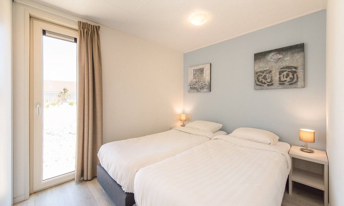 Hollum House | Cozy Lodge by Hollum