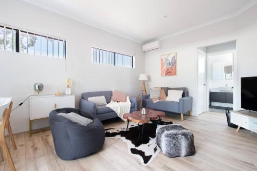 Attadale Apartment | Cozy Lovely 2bdrm Walk To River