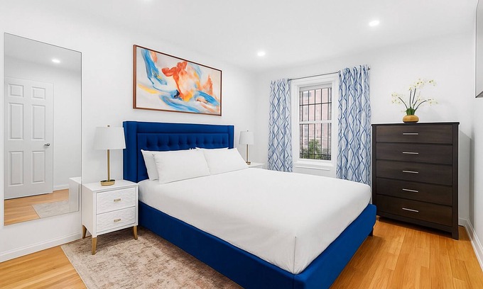 Weequahic Apartment | Cozy Modern Home Near NYC - 5 mins to EWR Airport