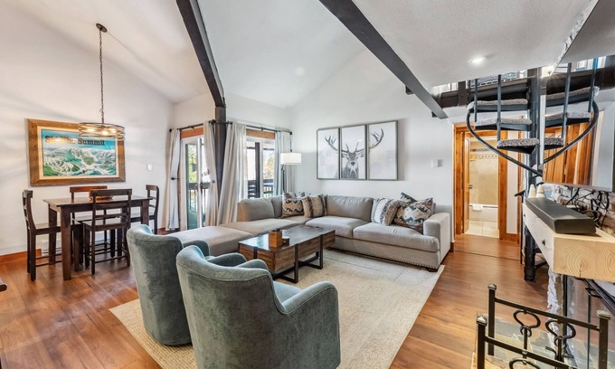Keystone Condo | Cozy Mountain Condo Minutes from Keystone Resort with Pool & Hot Tub