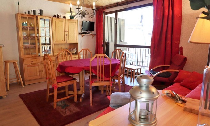 Beaufort Apartment | Cozy Mountain Apartment - Sleeps 6, 2 Balconies, Near Slopes - Arêches-Beaufort