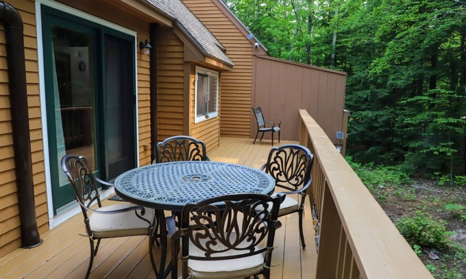Bartlett House | Cozy New Hampshire Retreat Near Attitash Mountain