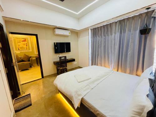 Noida Bed & Breakfast | Cozy Noida studio,Super comfy!