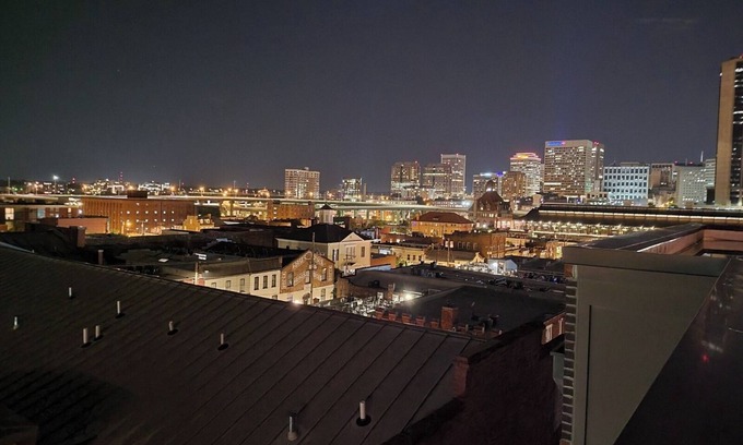 Shockoe Bottom Apartment | Cozy Oasis Downtown Richmond, Patio, Wifi-Free parkingMins to VCU