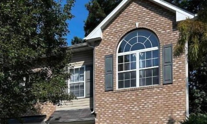 Reservoir House | Cozy Oasis-Newly Updated Spacious 4 Bedroom Condo!
