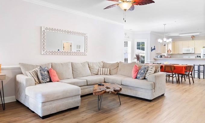 Central Myrtle Beach Apartment | Cozy Oceanview 3BR w/Private Balcony & 7 Pools - Dog Stays Free