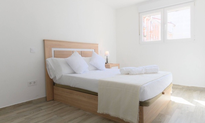 Prosperidad Apartment | Cozy one bedroom apartment in Chamartin