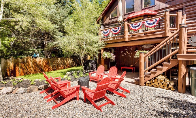 Ouray House | Cozy Ouray Home, Steps to Riverwalk Trail!