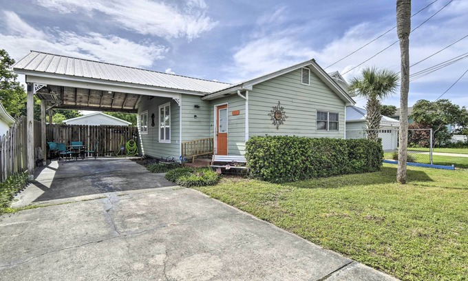 Laguna Beach Cottage | Cozy PCB Cottage ~ 1 Block to Beach!