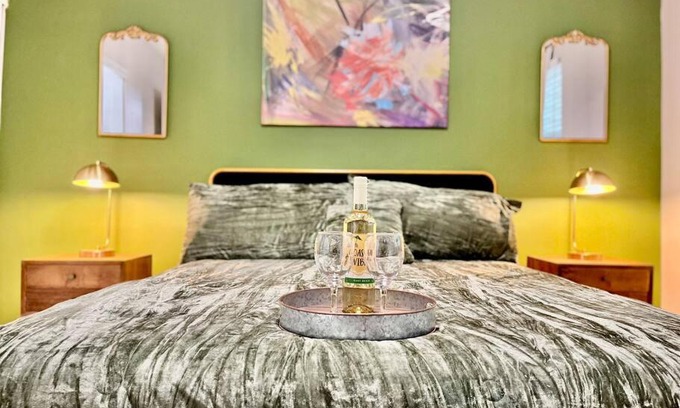 Sandy Springs Apartment | Cozy & Private Apartment FREE PKNG & Large PATIO