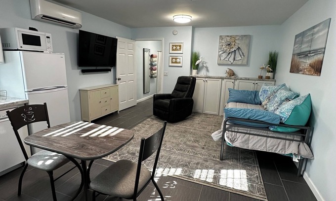 Wilmington Apartment | Cozy, quiet studio apartment, excellent for traveling professionals!