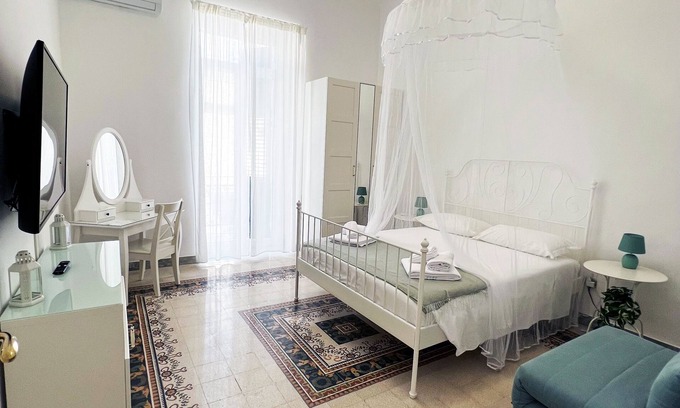 Municipio 2 Apartment | Cozy renovated apartment equipped with all amenities and accessories