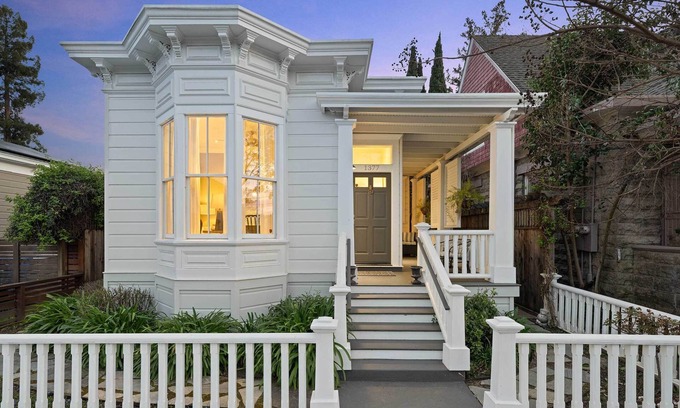 Downtown Napa Cottage | Cozy Restored Home, Walk to Town
