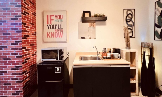 Chalons-en-Champagne Condo | Cozy Room in Champagne