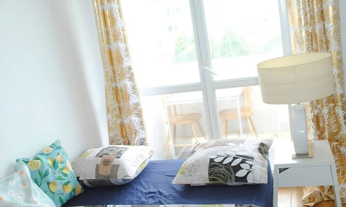 Seine-et-Marne Apartment | Cozy Room with AC, Balcony, WiF in amazing Évry-Courcouronnes