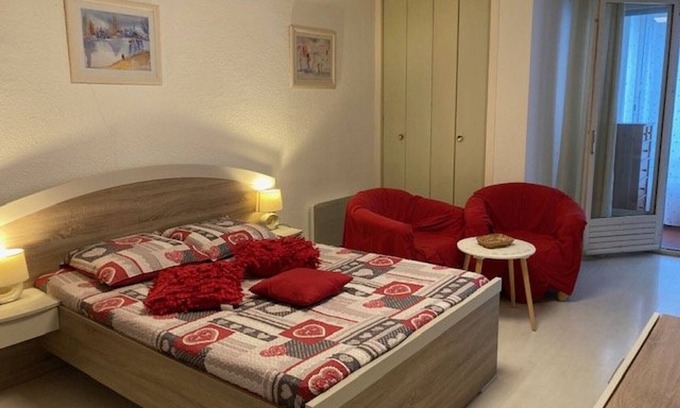 Amelie-les-Bains-Palalda Apartment | Cozy Studio for 2 with WiFi & Parking – 50m from Amélie-les-Bains Cures