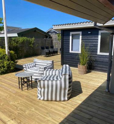 Hasmark Strand House | Cozy, Small Cottage In Hasmark Beach