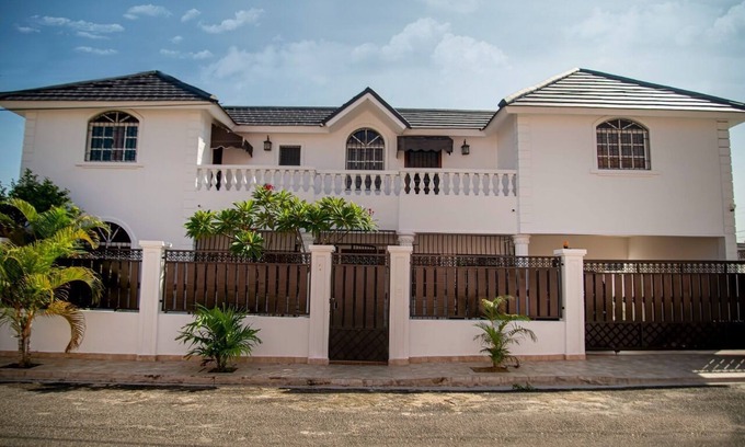 Santo Domingo House | Cozy spacious entire Home located in a great area.