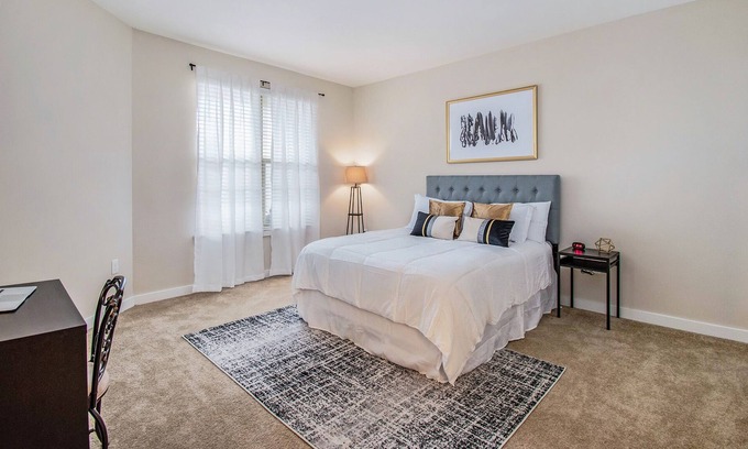 Smyrna Apartment | Cozy Spacious 1BR near Truist Park (3 mile drive)