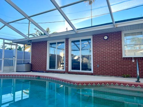 Harbor Bluffs House | Cozy Spot, 5 Min Away from Beach