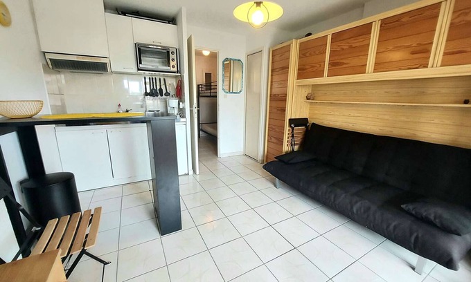 Marseillan Plage Apartment | Cozy Studio Apartment with Pool Access near Beach in Marseillan, Sleeps 4