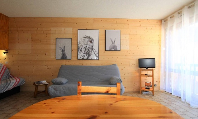 Briancon Apartment | Cozy studio in the heart of Briançon with parking