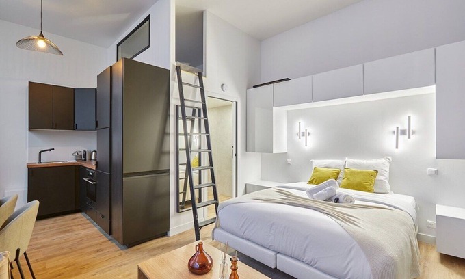 Montparnasse Apartment | Cozy studio located next to the Jardin du Luxembourg (Gare Montparnasse)