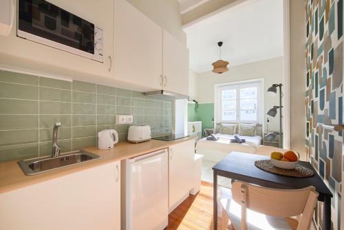 Sao Sebastiao da Pedreira Apartment | Cozy Studio Marquês de Pombal