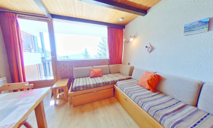 Les Saisies Apartment | Cozy Studio with Balcony in Les Saisies, Sleeps 4, Central Location