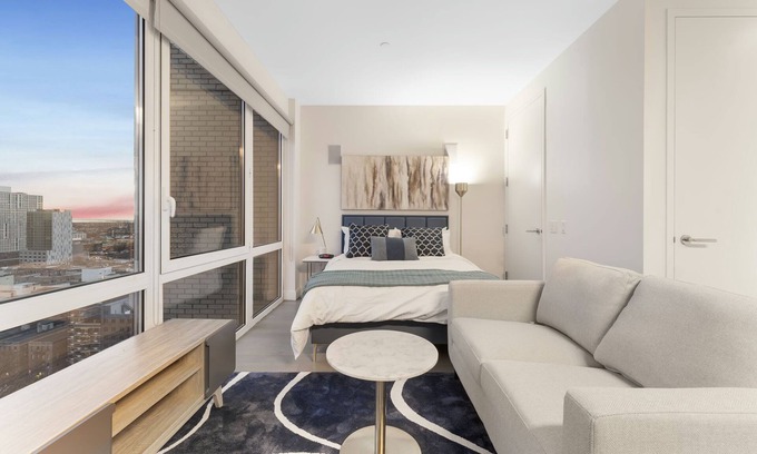 Queens Apartment | Cozy studio with fitness room, WiFi in lovely Queens