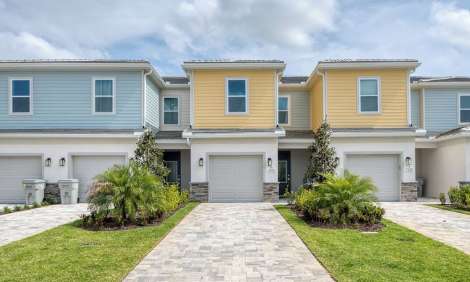 Reunion Hotel | Cozy Townhome near Disney with Resort & Waterpark Access - 7920DS