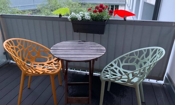City Centre Regensburg Apartment | Cozy vacation apartment (20 sqm) with underfloor heating and balcony