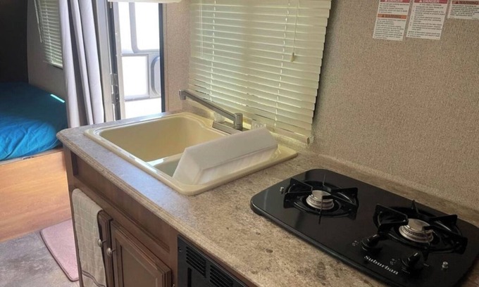 Las Vegas House | Cozy Vegas Bunkhouse RV