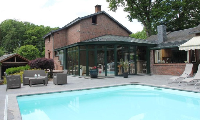 Marche-en-Famenne Villa | Cozy Villa in Marche en Famenne with Private Pool